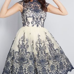 Size 10 chi chi london lace dress in navy